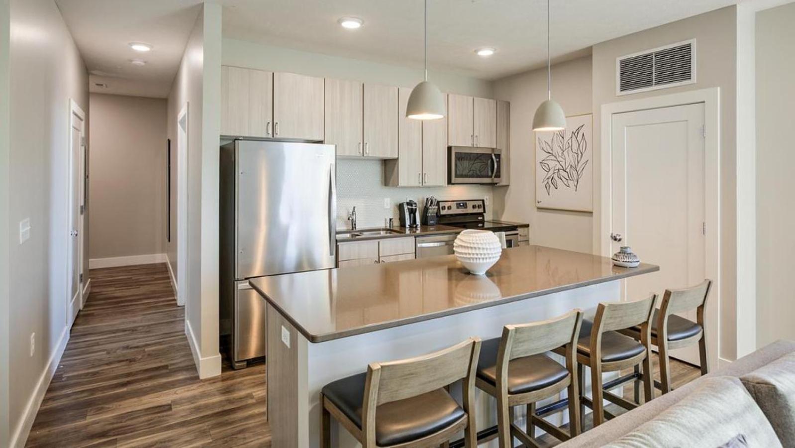 Landing At The Nine At - 2 Bedrooms In